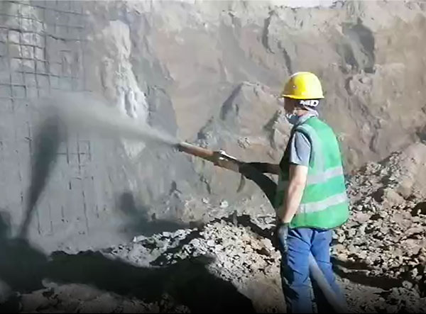 液壓泵送混凝土濕噴機施工視頻